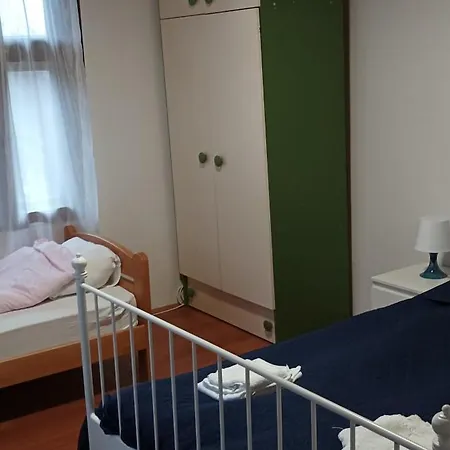 Apartment Lina